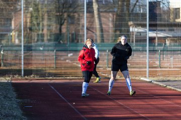 Bild 13 - Frauen SG Holstein Sued - SV Gruenweiss-Siebenbaeumen : Ergebnis: 0:2